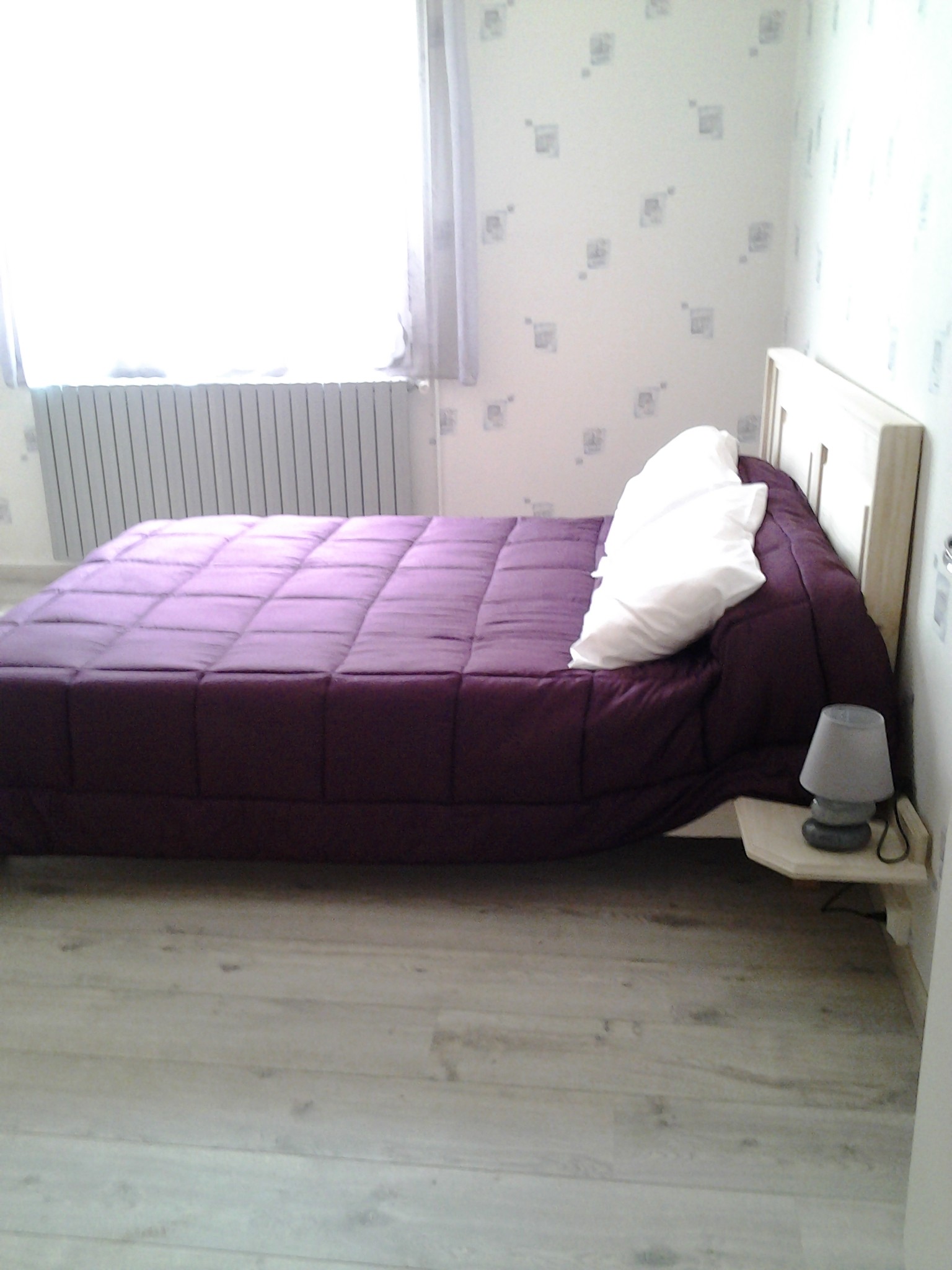 1ère chambre avec lit double 140