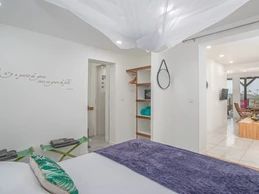 Grande Chambre avec lit queen size