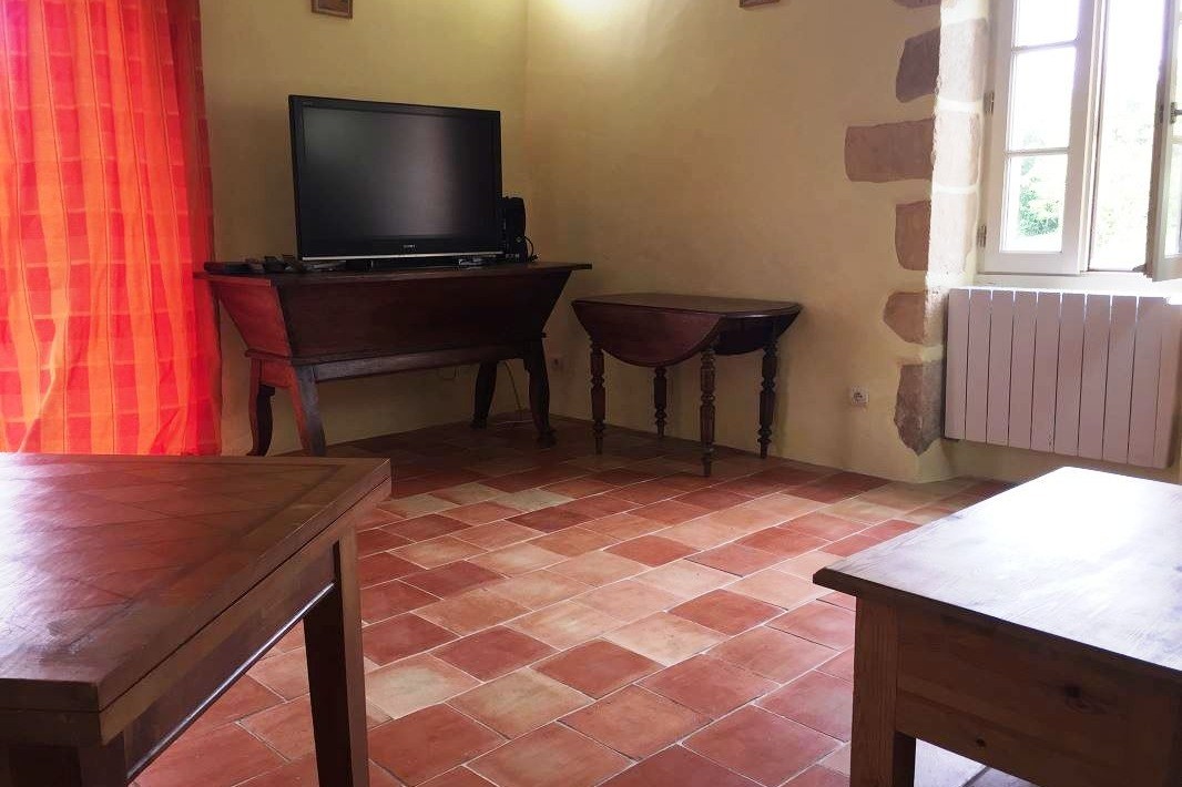 Gîte rural 5 personnes avec piscine commune
