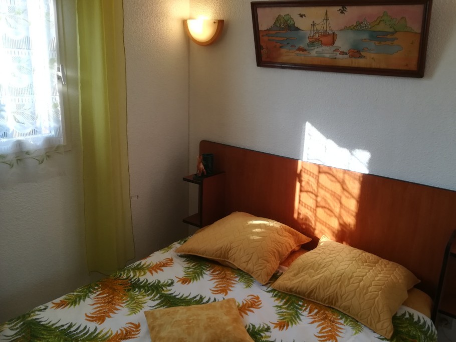 La chambre, Appartement de la Nartelle (Var, Côte d'Azur)