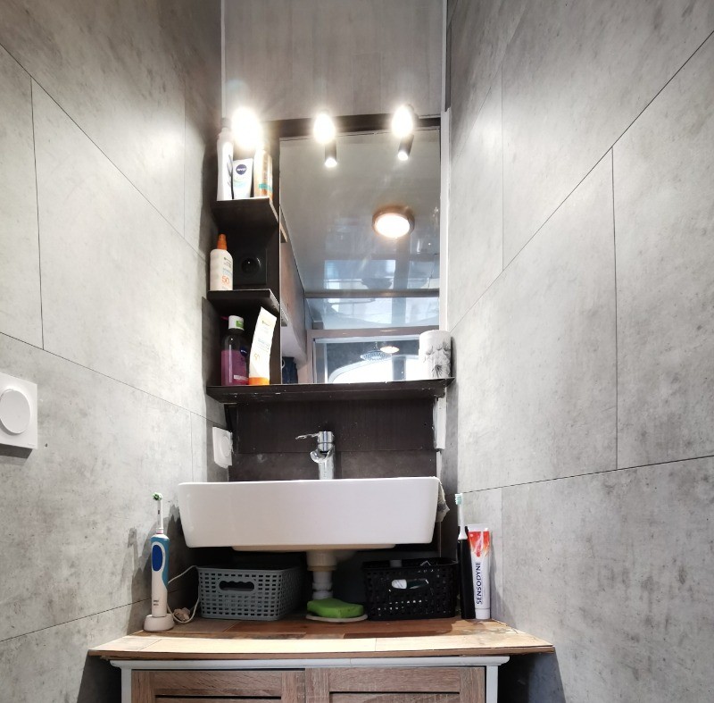 salle d'eau privative à la chambre 1