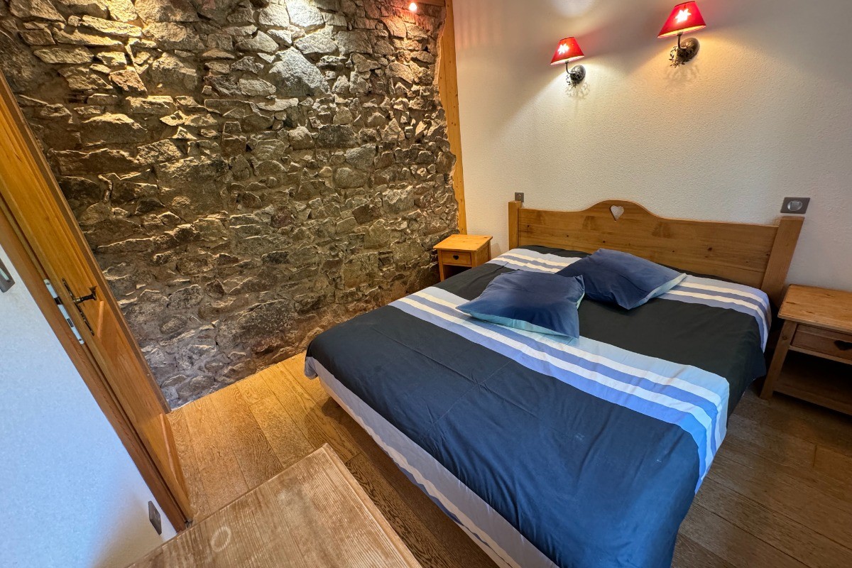 Chambre 1 - Gîte Gentiane - Domaine de la Prairie des Prés