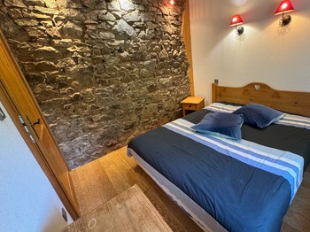 Chambre 1 - Gîte Gentiane - Domaine de la Prairie des Prés