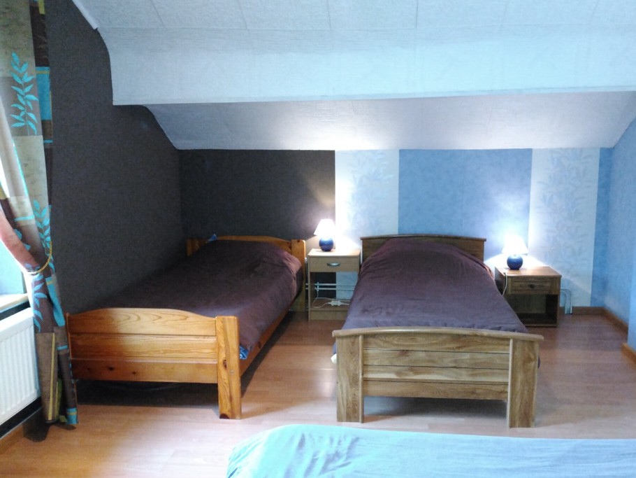 Chambre étage 4 personnes - Chez Maïse