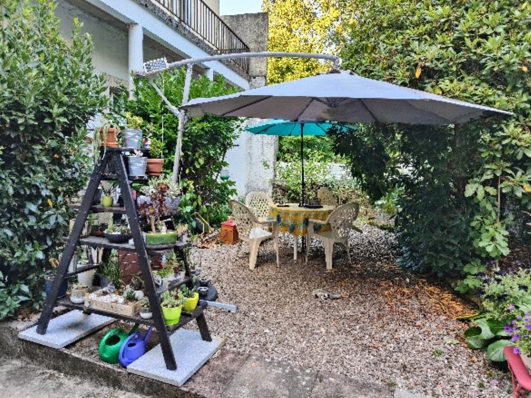Terrasse  - La Diligence de la Poste, La-Vôge-les-Bains