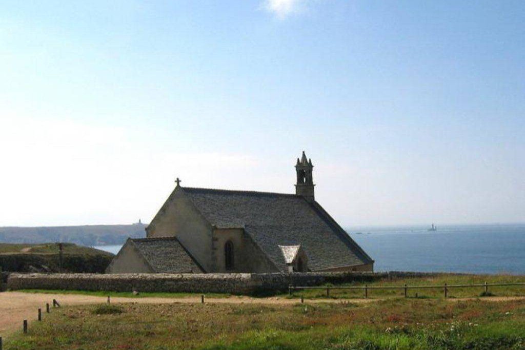 Chapelle Saint They à la Pointe du Van