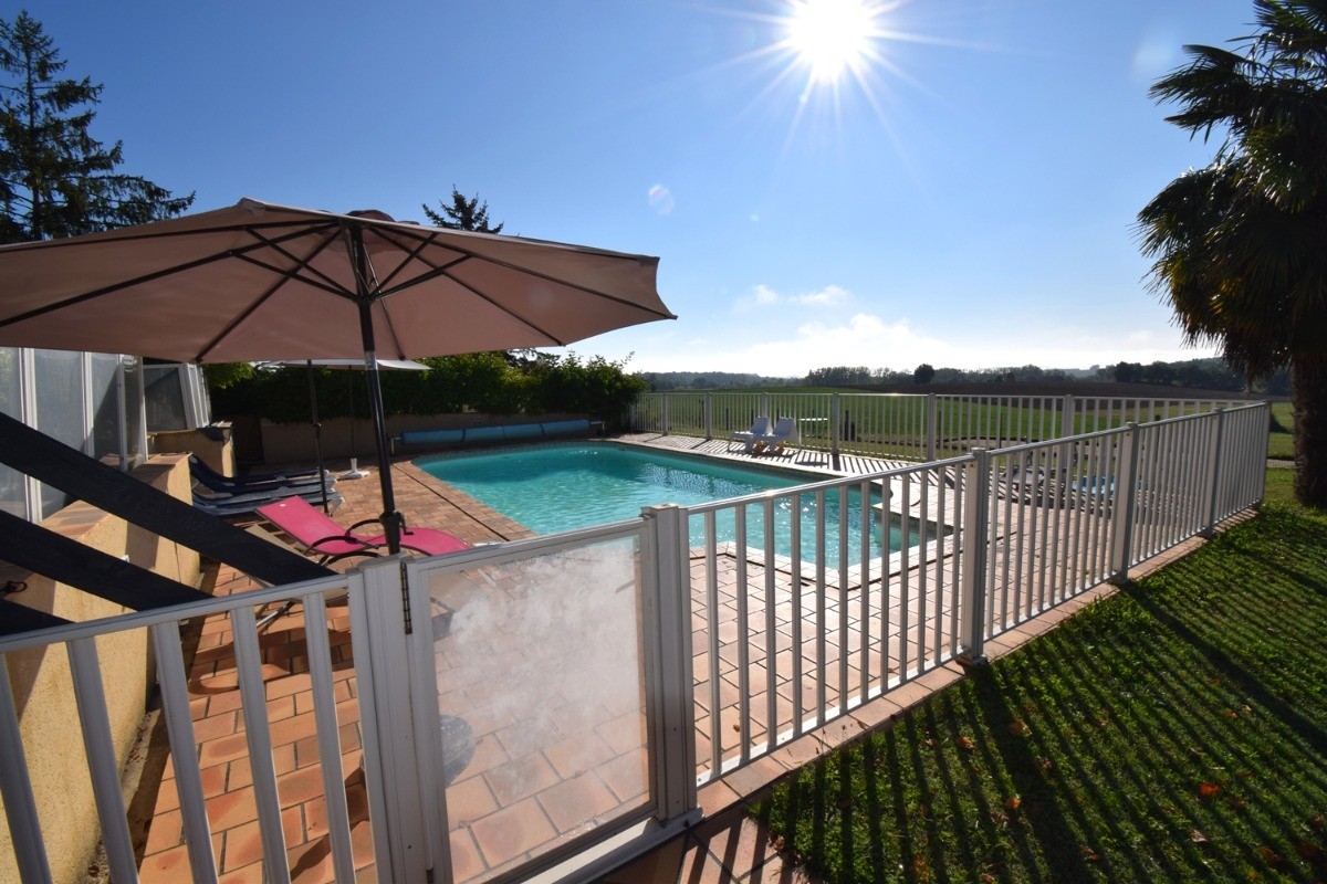 Maison de campagne 8 personnes avec piscine - Saint-Jean-de-Duras