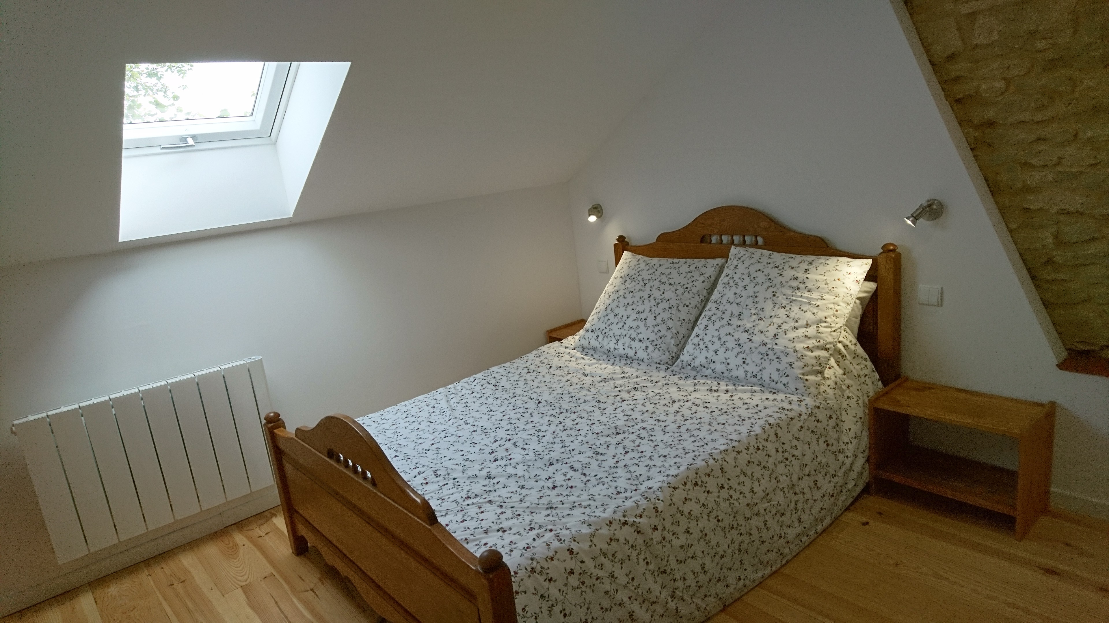 Modigliani double bedroom