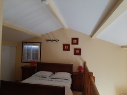 "La Petite Eau" holiday cottage in Charbonnier-les-Mines, near Issoire, Puy-de-Dôme: Bedroom