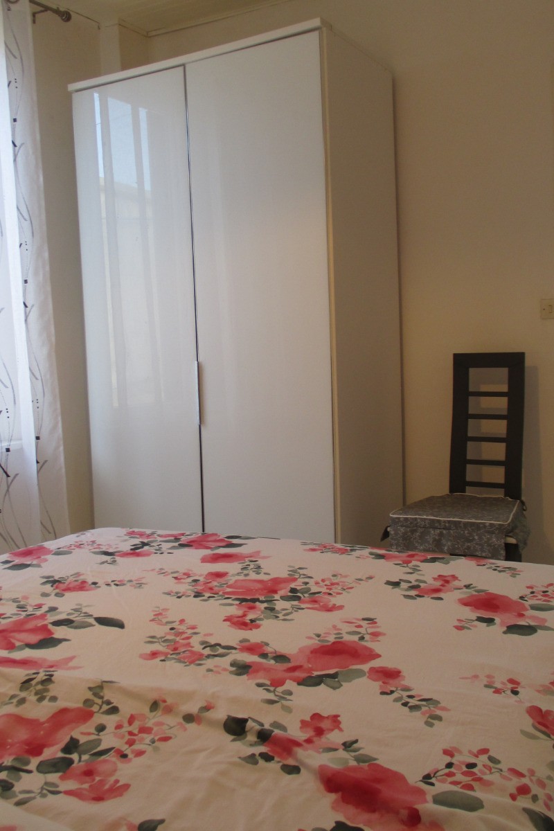 Chambre du RDC lit de 160