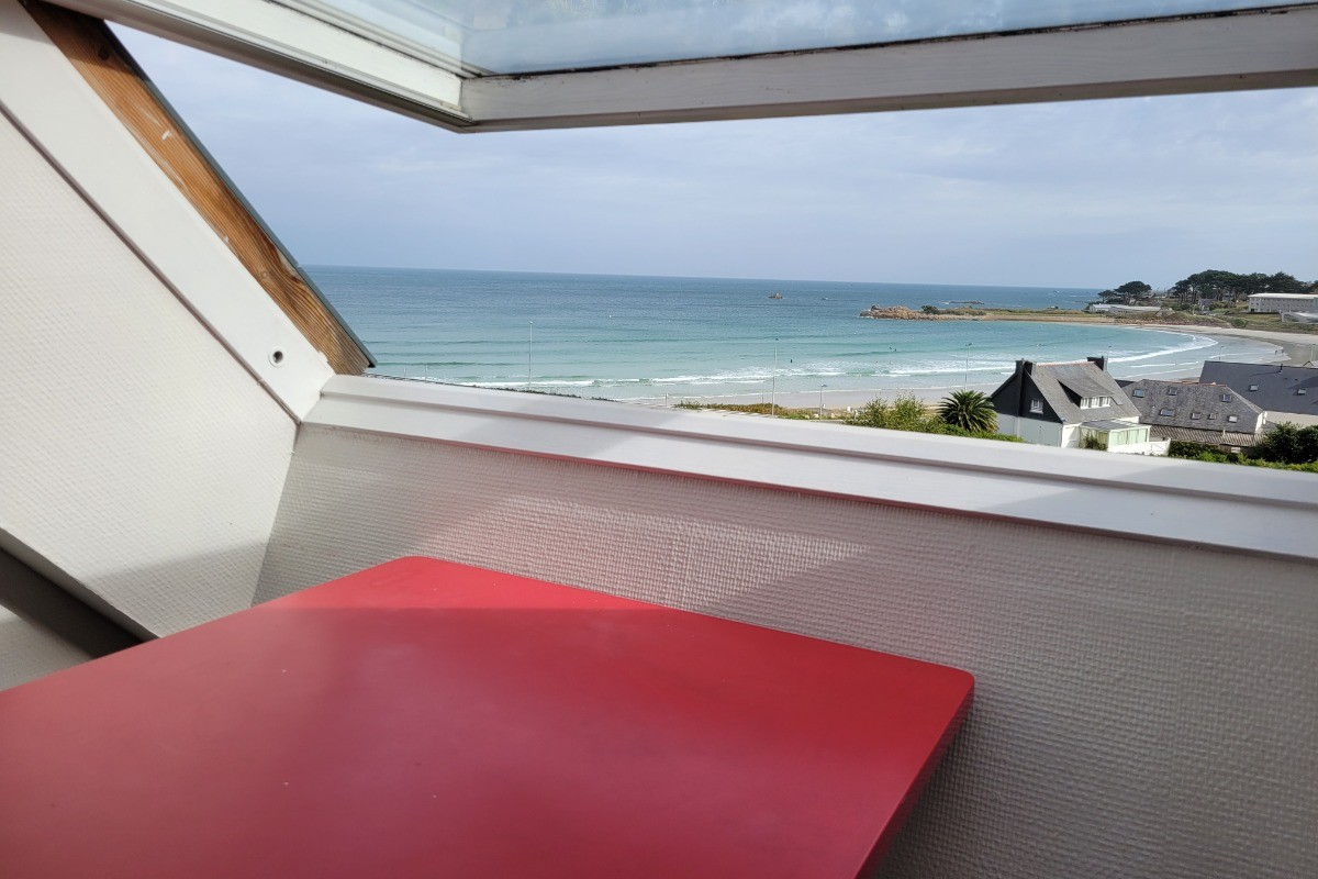 Vue mer depuis chambre étage