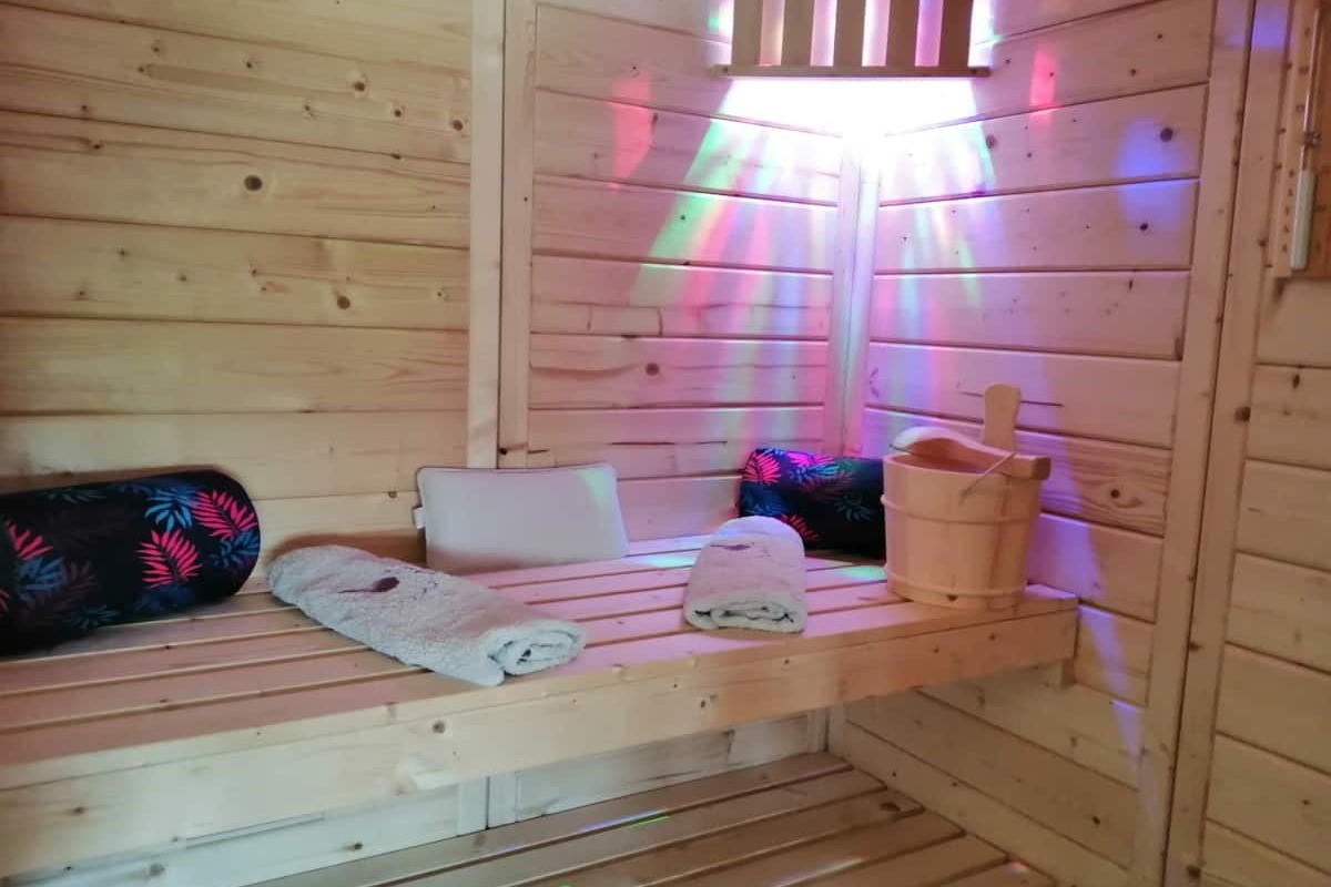 Sauna privé disponible sur simple demande.