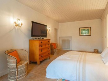 Chambre Daniel Gareshé pour 2 personnes au 1er étage de la Maison Gareshé en Charente maritime