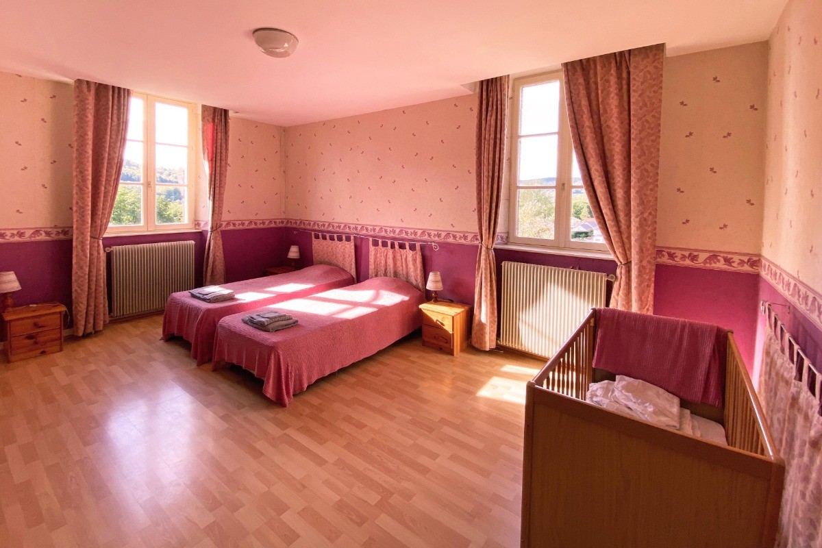 Chambre Rose - Etage - Gite la Source