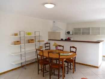 Salle à manger Village de Gîtes Les Collines d'Eyvigues 24580 Salignac Eyvigues Clévacances