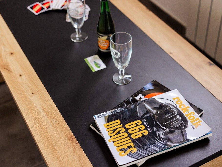 jeux de société dans le salon