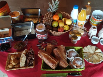 Petit déjeuner inclus