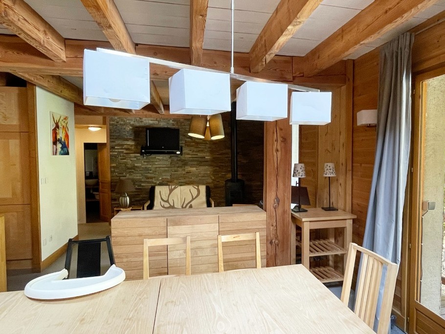 L'Aigle - table repas