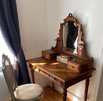 Le Bureau