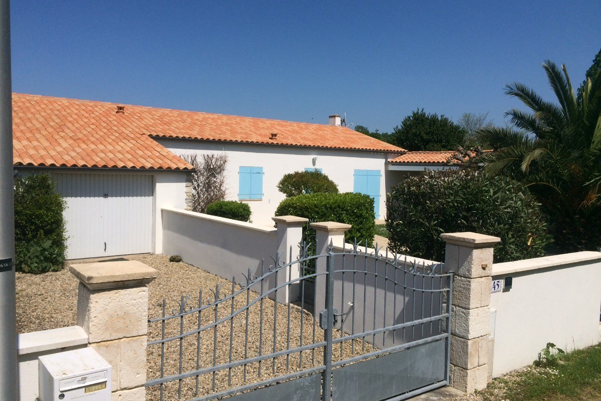 Villa St Georges d'Oléron pour 6, avec jardin, près des plages, à St Georges d'Oléron, sur l'ile d'Oléron en Charente maritime