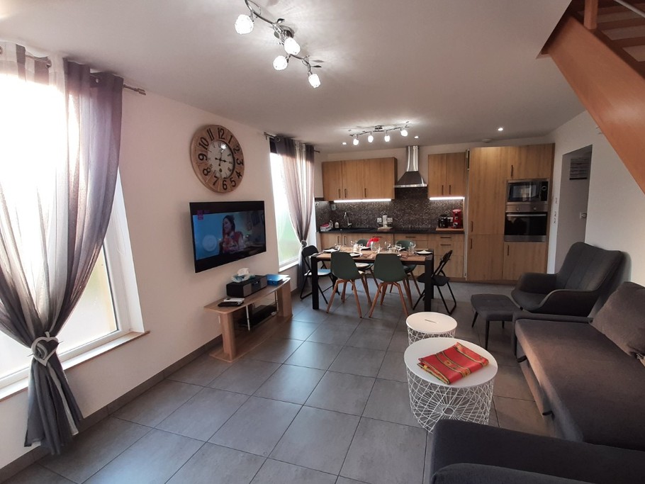 Le séjour et la cuisine