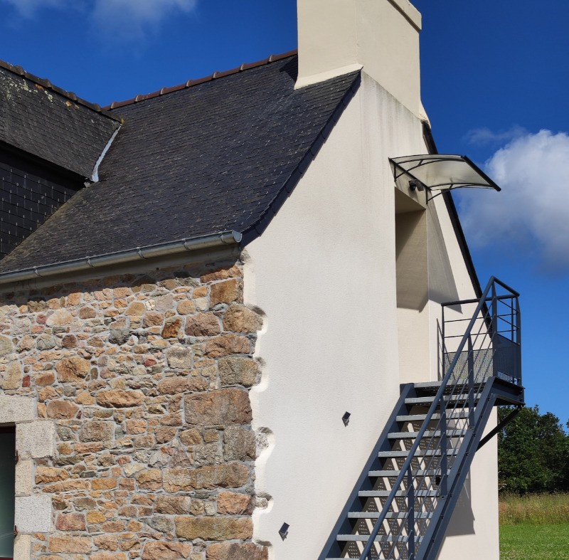 Appartement avec accès indépendant à l'étage d'une maison
