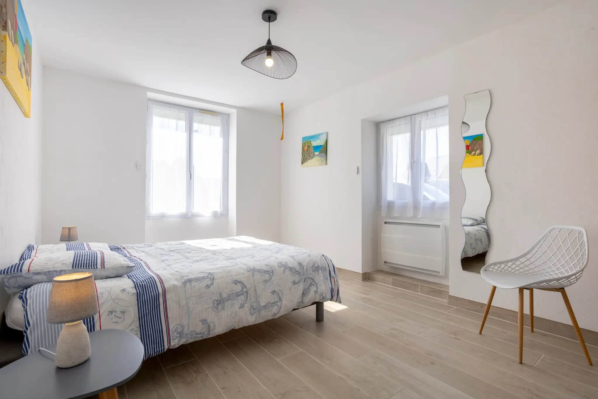 Grandechambre electric shutters