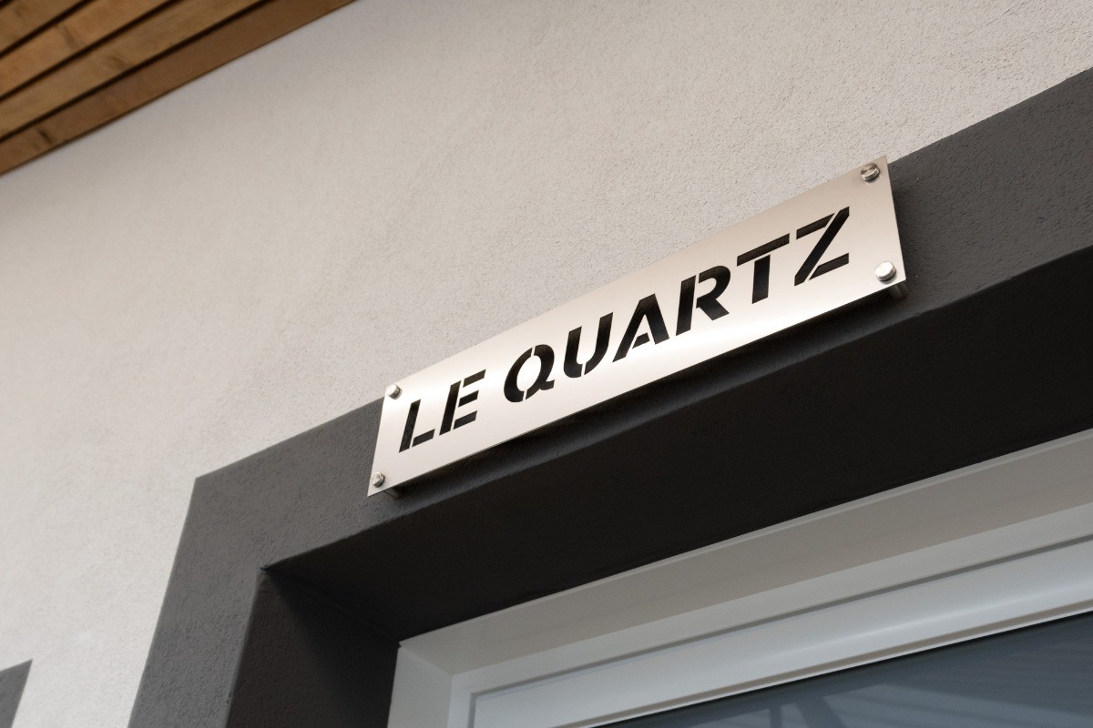 Studios Belross Le Quartz