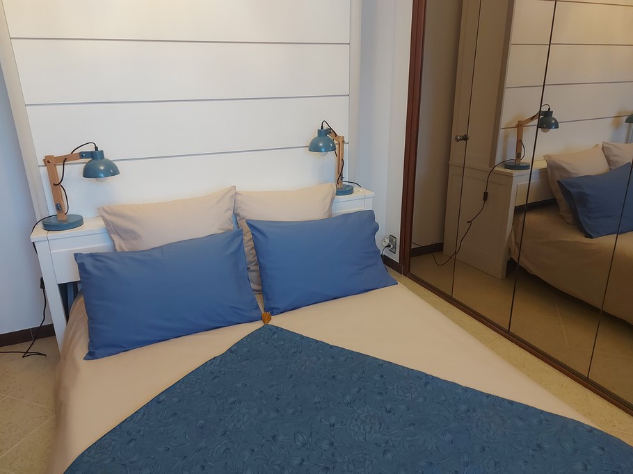 Chambre avec lit double escamotable