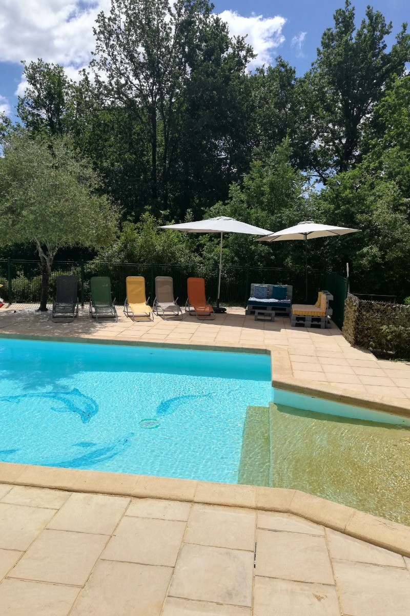 Le Gîte le Roqual Piscine chauffée sécurisée