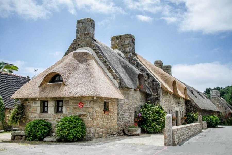 village des chaumières de Kerascoet à Névez