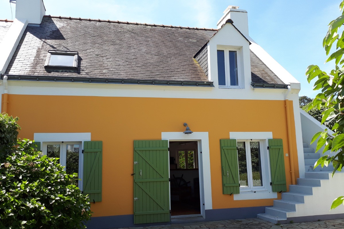 La façade avant de la maison