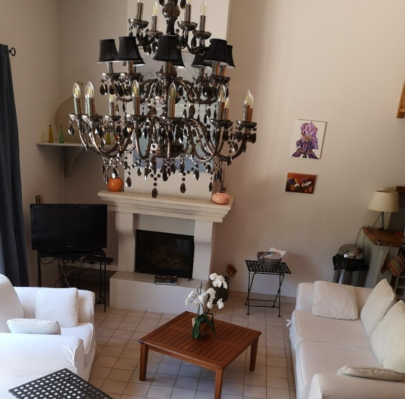 coin salon et cheminee