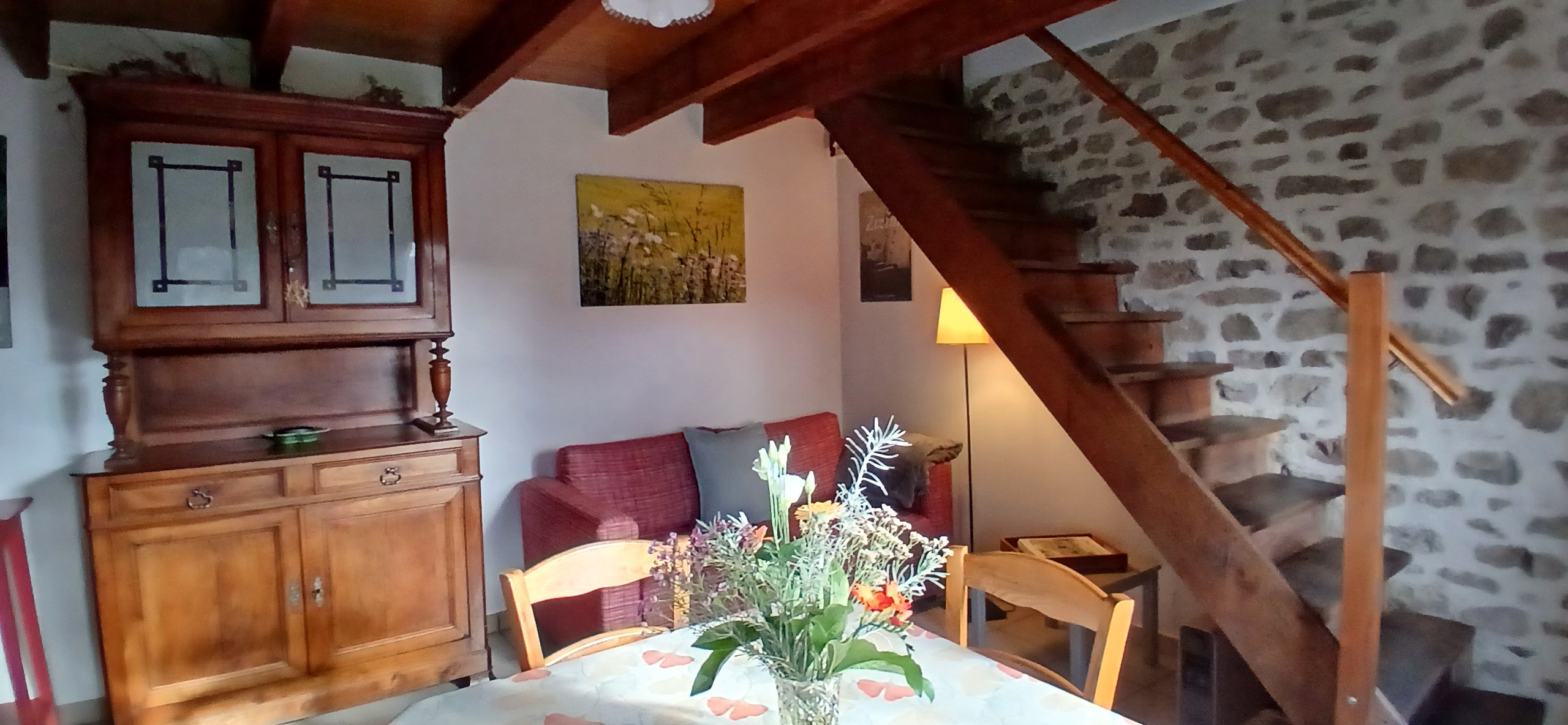 La Petite Maison, Faux  Mazuras : le salon / salle à manger