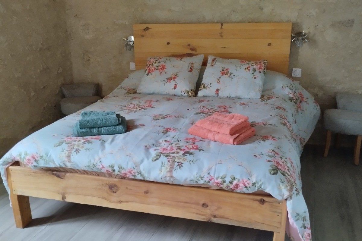 Chambre 1 lit 160