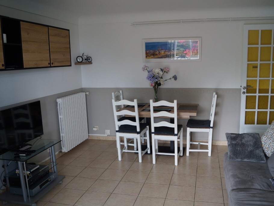 séjour avec canapé convertible de 140