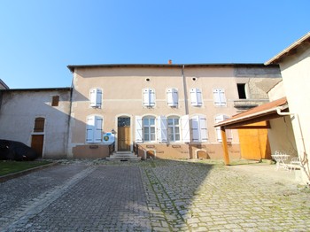 Maison d’Hôtes de Charme du XVIIIᵉ siècle, à Maizières