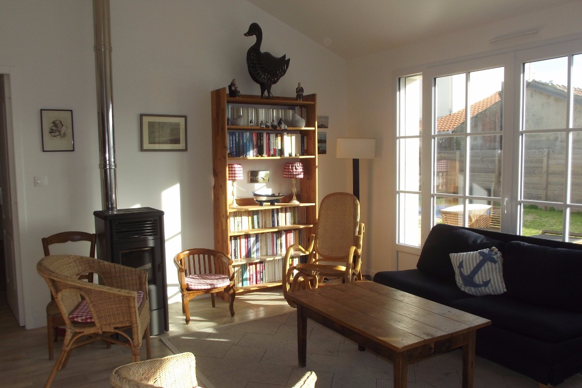 Pièce de vie : espace salon