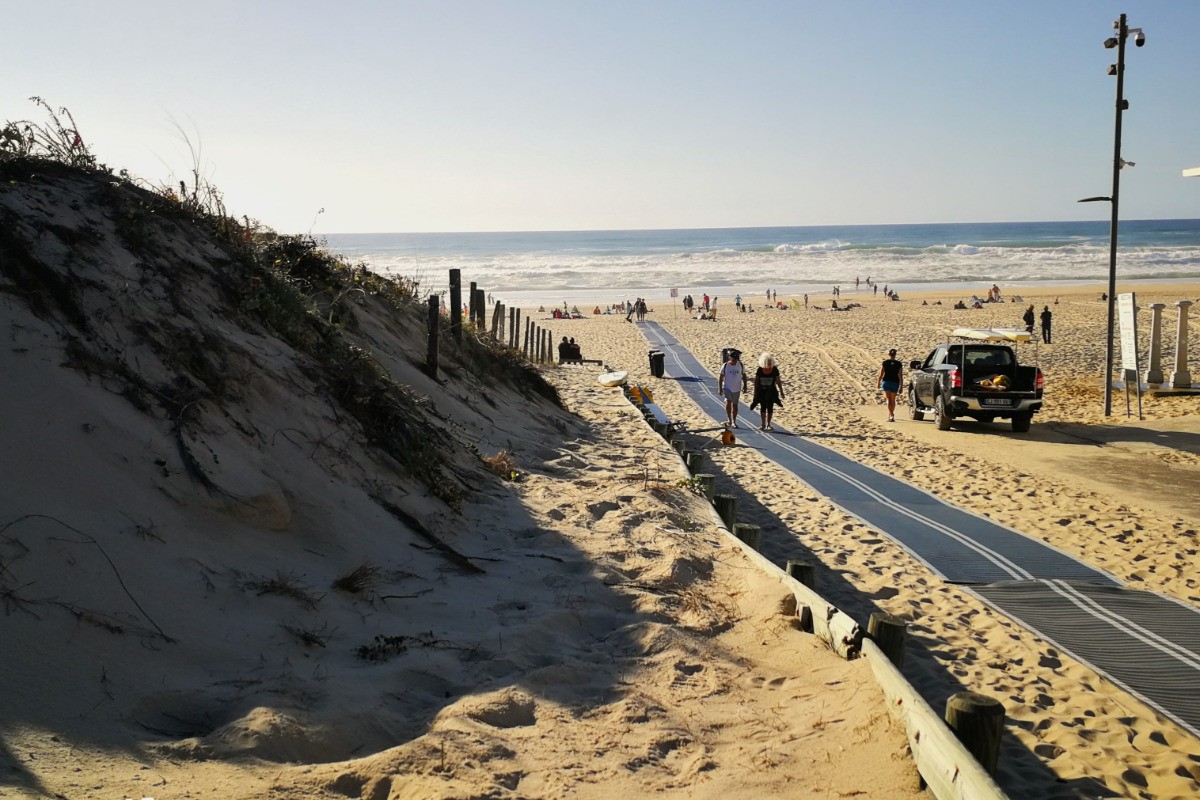 Accès plage de Moliets à 8 km