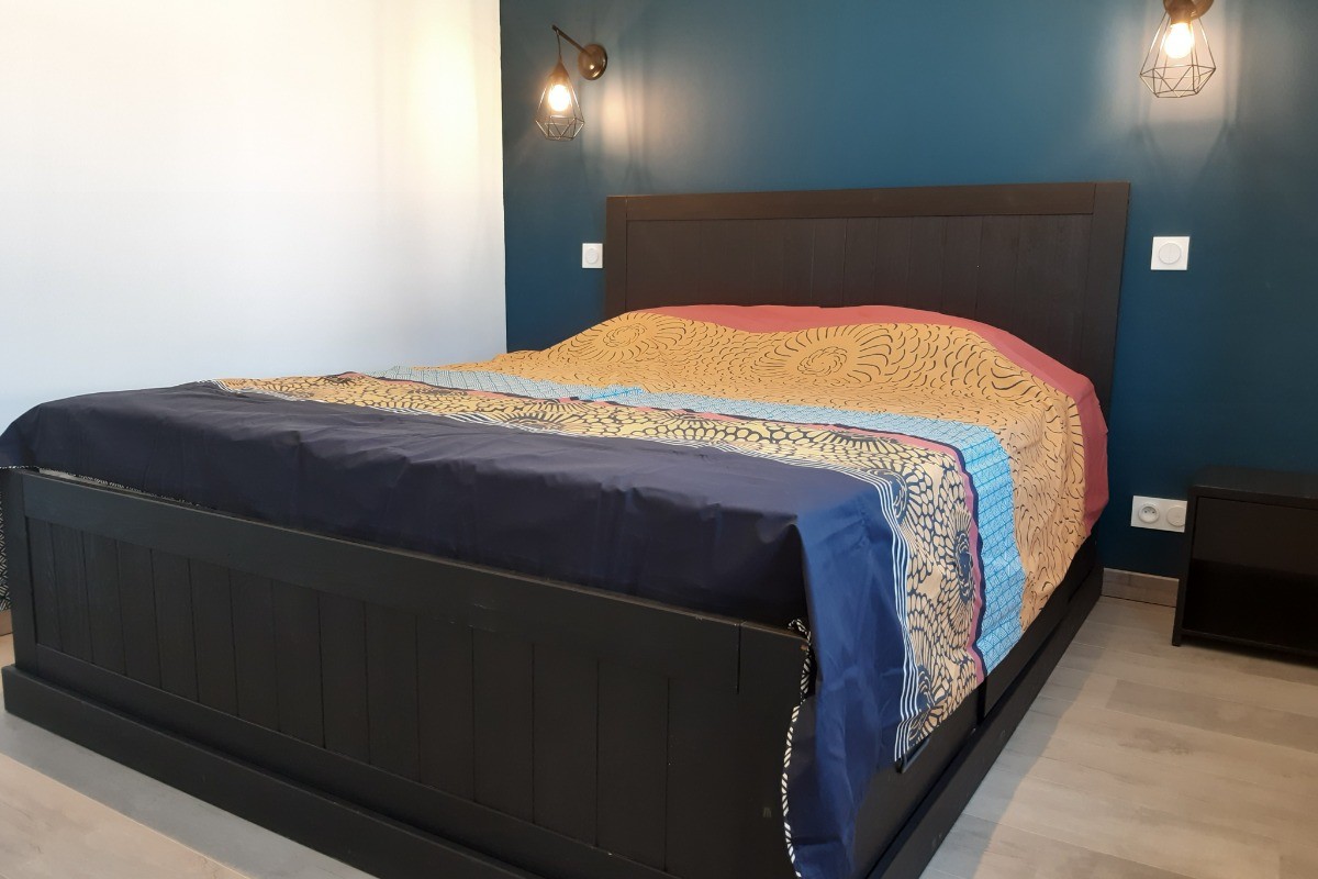 location chambre RDC lit de 160 tv