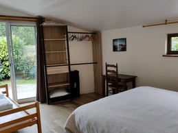 Large bedroom with comfortable 160cm bed