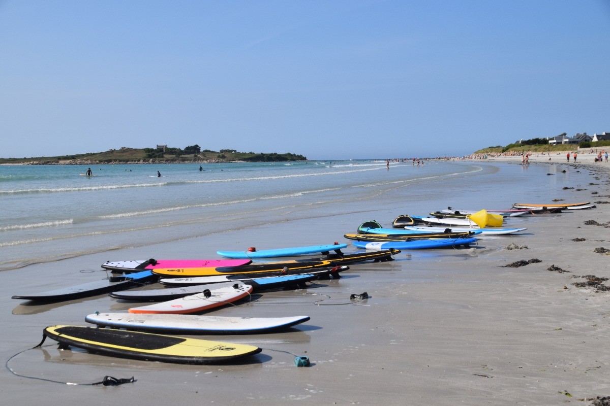 école de surf et char a voile a  15 mns a pieds
