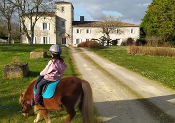 Le Clos de Bellevue avec gites et chambres d'Hôtes en Charente maritime