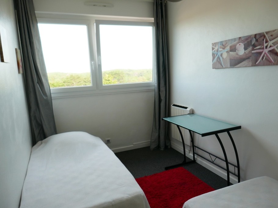 Chambre avec 2 lits en 90