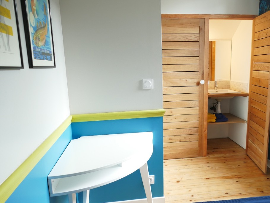 Chambre "Poissons" cabinet de toilette