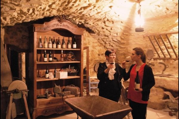 Dégustation dans l'ancienne écurie