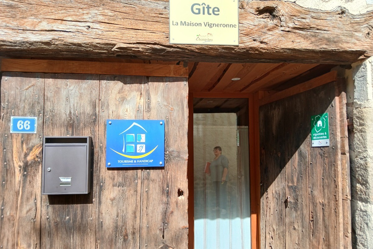 Maison vigneronne - Champdieu - Extérieur