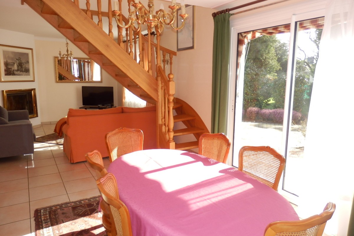 Vue sur le salon