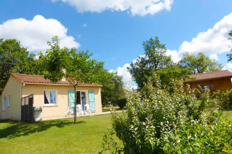 Jardin Village de Gîtes Les Collines d'Eyvigues 24580 Salignac Eyvigues Clévacances