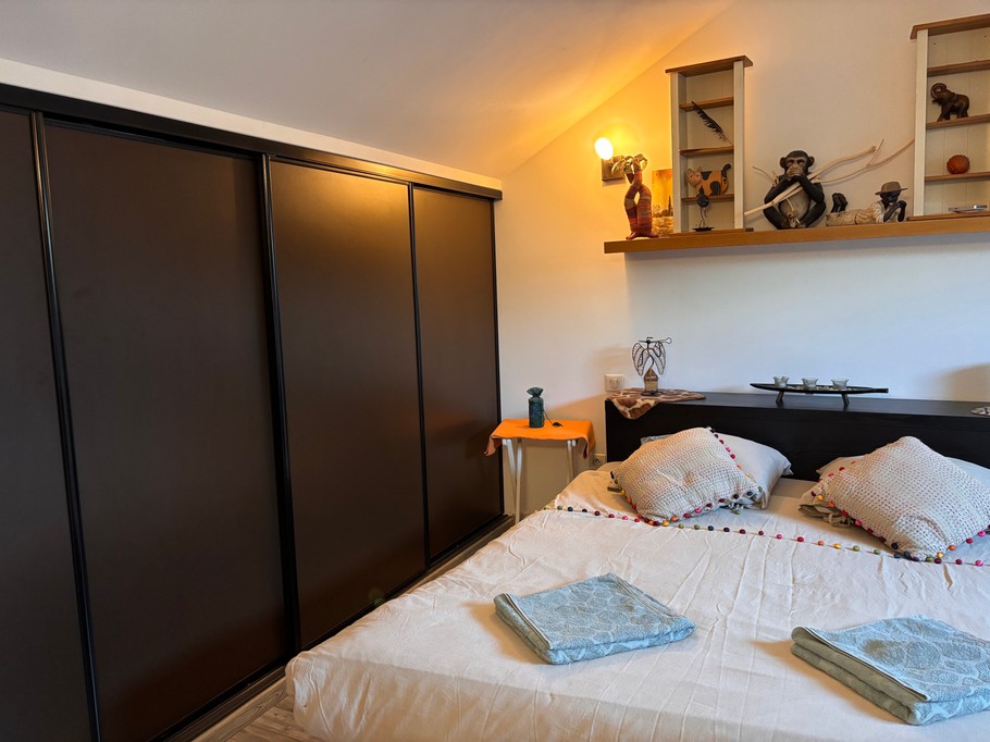 Chambre sur la mezzanine - Appartement La Porte des Vosges - Raon l'Etape